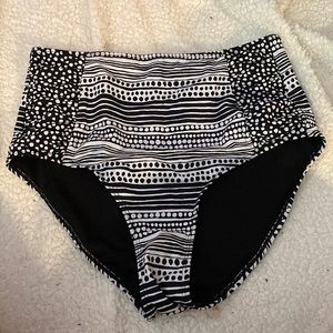 Jones New York High-Waisted Swim Bottoms